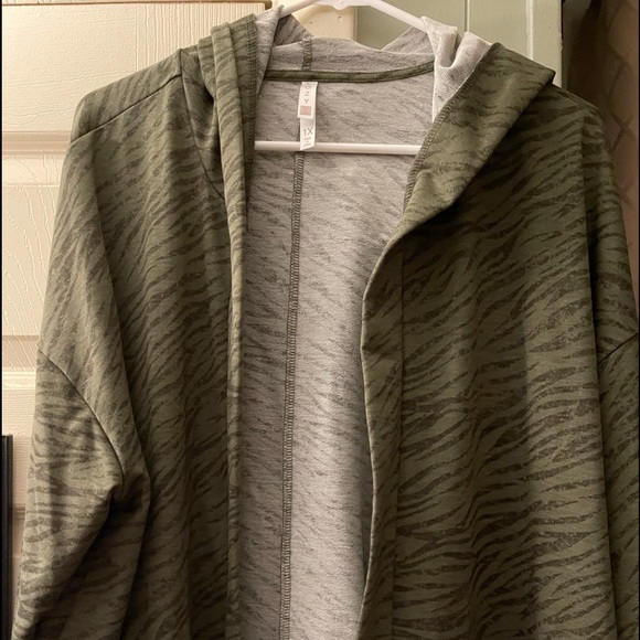 LuLaRoe Sweaters - Lularoe cozy collection Mackenzie